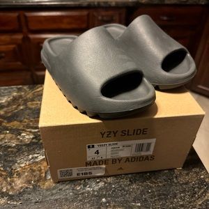 Yeezy slides